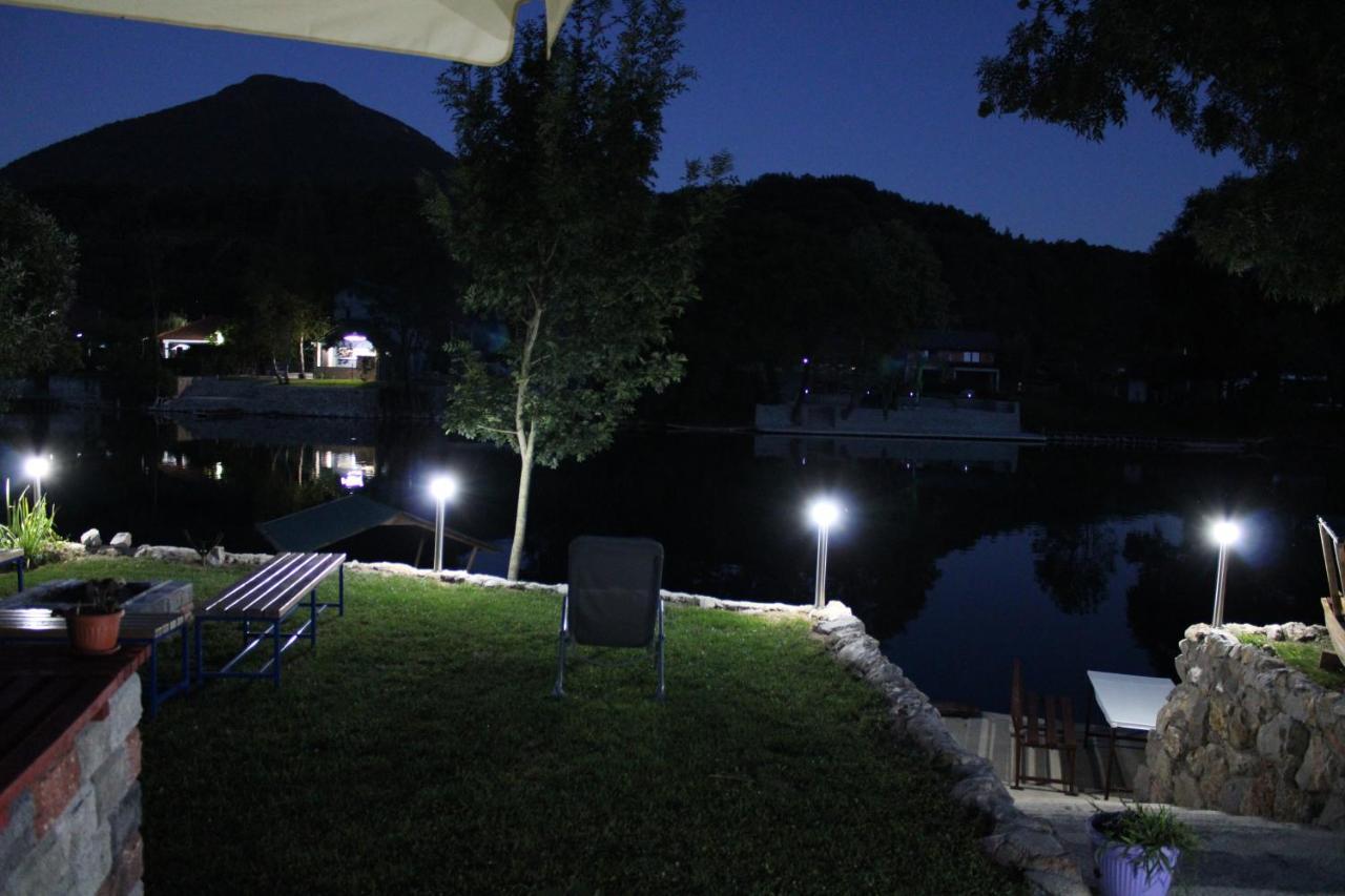 Am Una Lux House Bihać Екстериор снимка