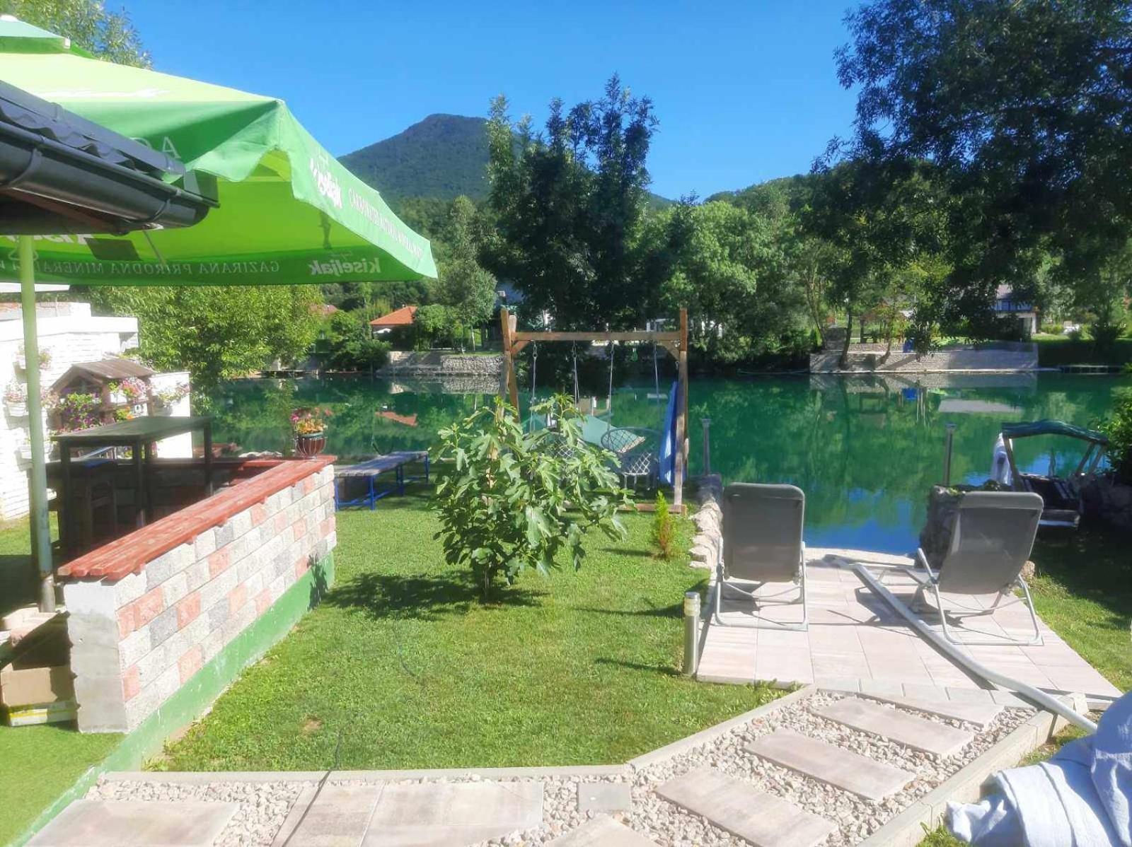 Am Una Lux House Bihać Екстериор снимка